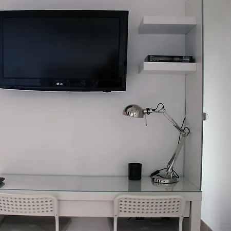 Paradiso Apartment *